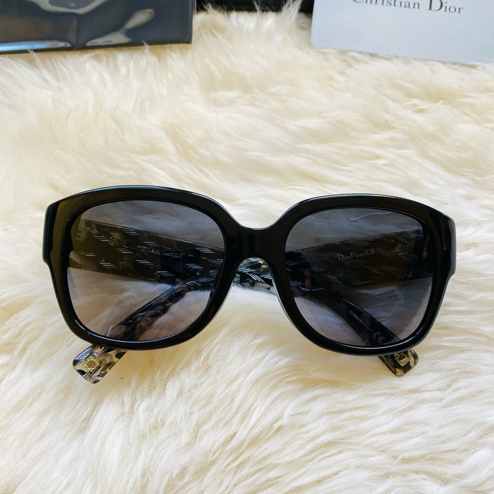 New authentic Dior Sunglasses - Picture 2 of 9